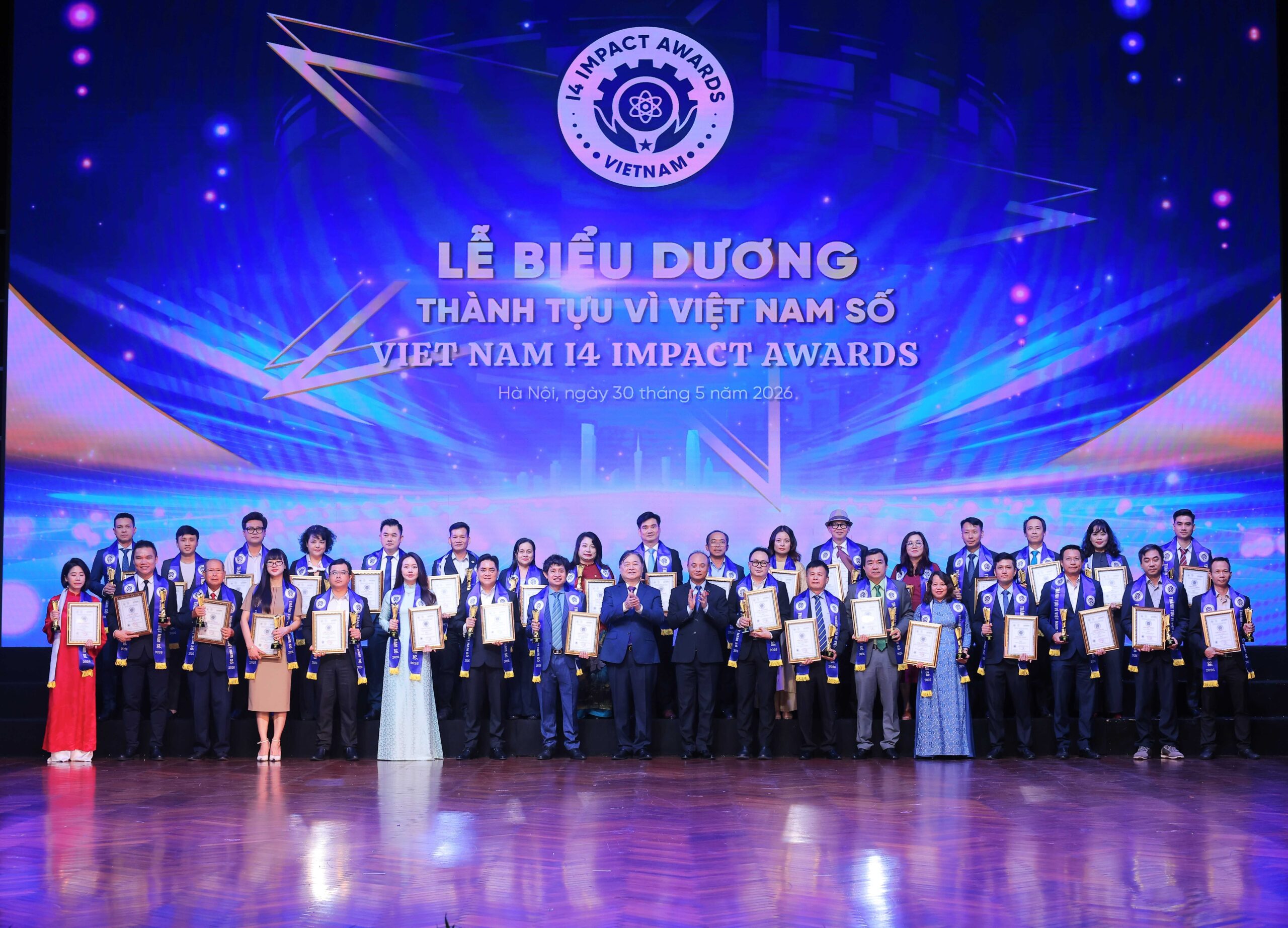 Ngân hàng MBV được vinh danh “Sản phẩm/Dịch vụ số xuất sắc” tại VIET NAM I4 IMPACT AWARDS 2026