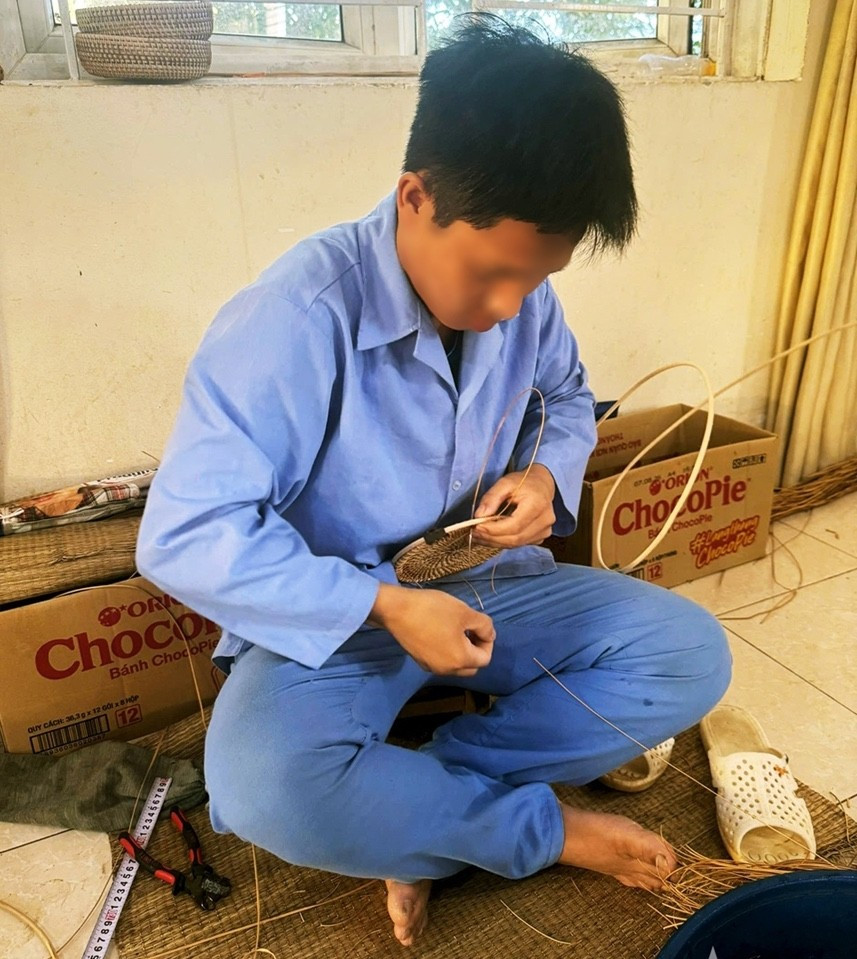 Học viên được đào tạo nghề. thao2.jpg